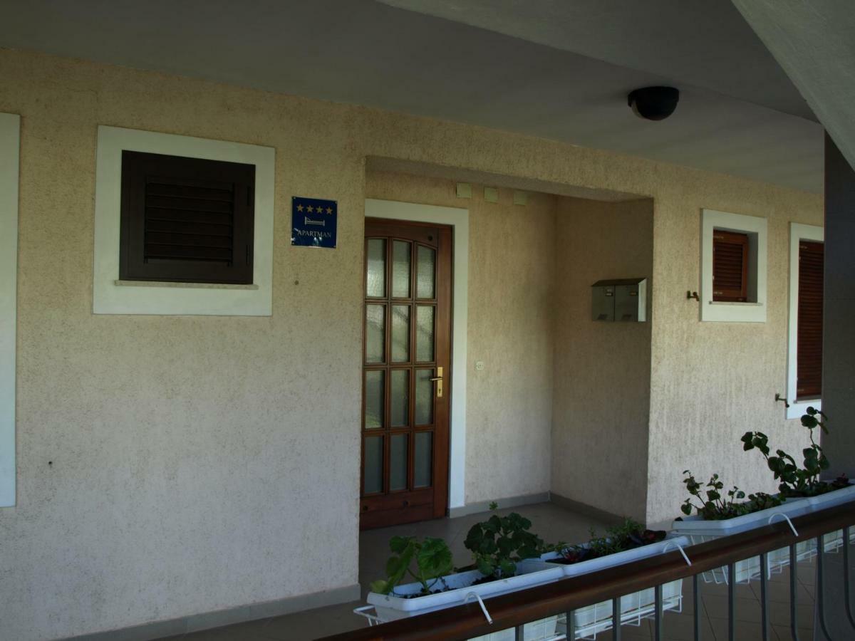 Apartment Branko With Free Parking Ičići エクステリア 写真