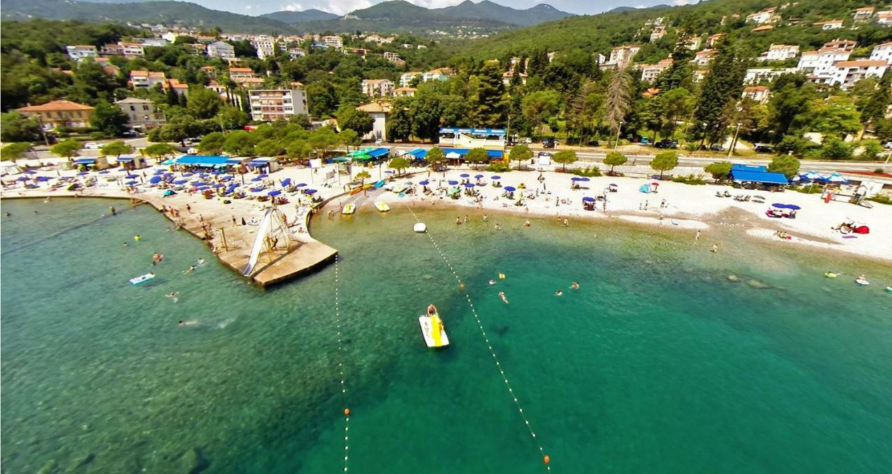 Apartment Branko With Free Parking Ičići エクステリア 写真