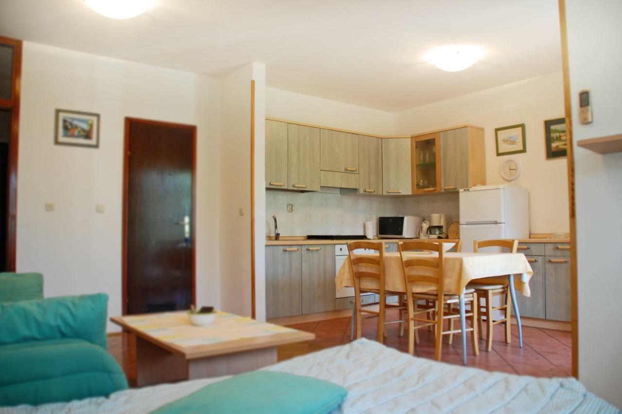 Apartment Branko With Free Parking Ičići エクステリア 写真