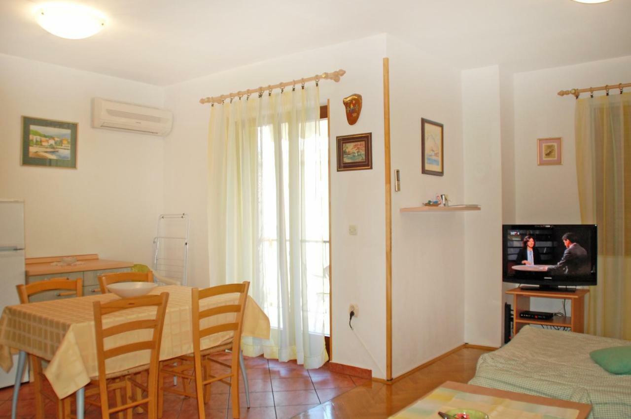 Apartment Branko With Free Parking Ičići エクステリア 写真
